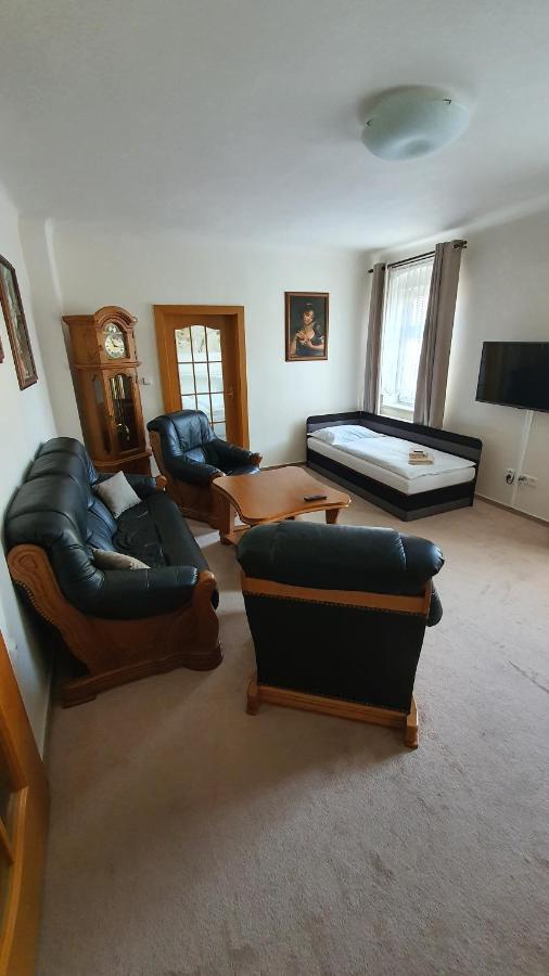 Apartment Pension Stark Frantiskovy Lazne Quarto foto
