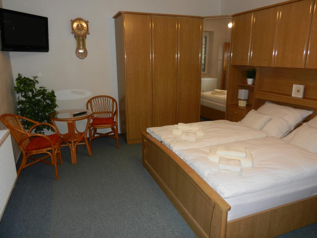 Apartment Pension Stark Frantiskovy Lazne Exterior foto