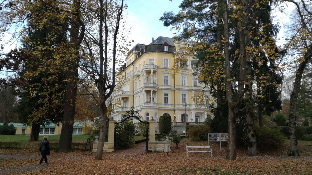 Apartment Pension Stark Frantiskovy Lazne Exterior foto